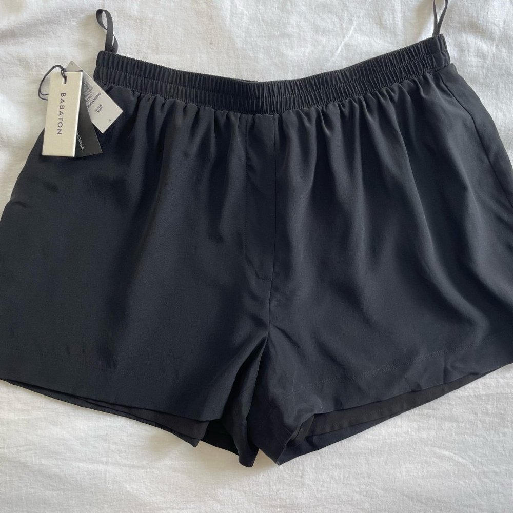 Black flowy Aritzia Babaton Size 4 Shorts